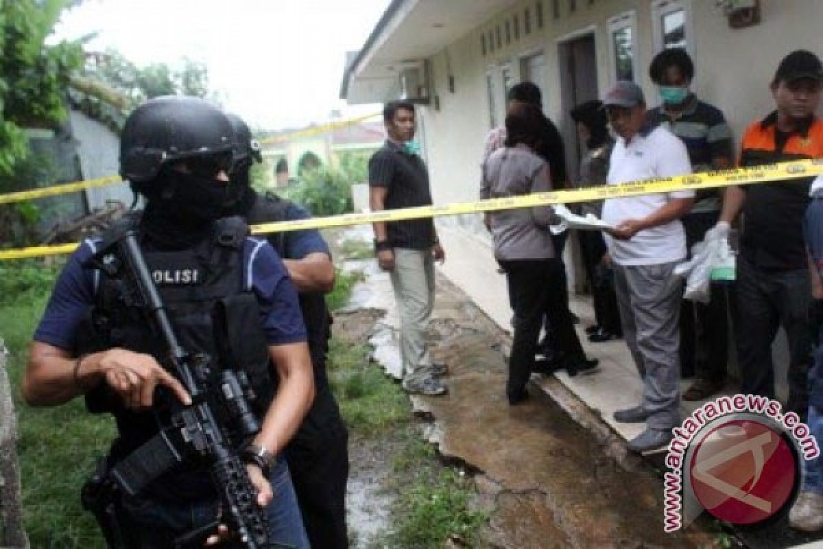 Polisi Tangkap Lima Orang Terduga Teroris 