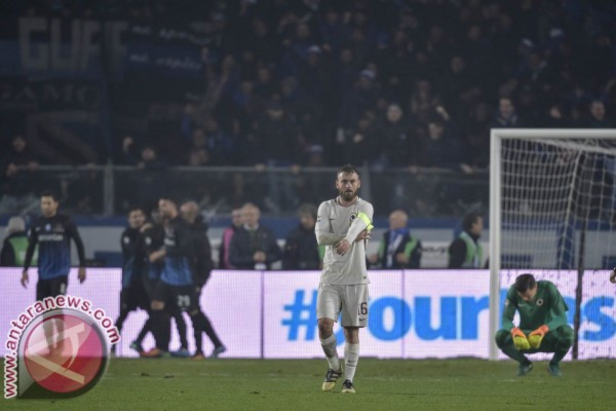 Atalanta jungkalkan Roma 2-1