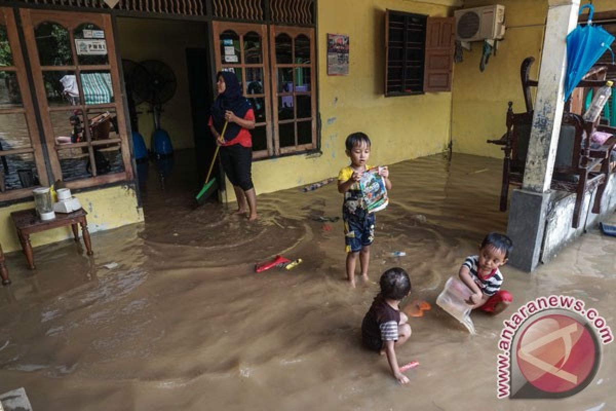 Sepanjang hari Minggu, Kabupaten Banyumas diprakirakan hujan