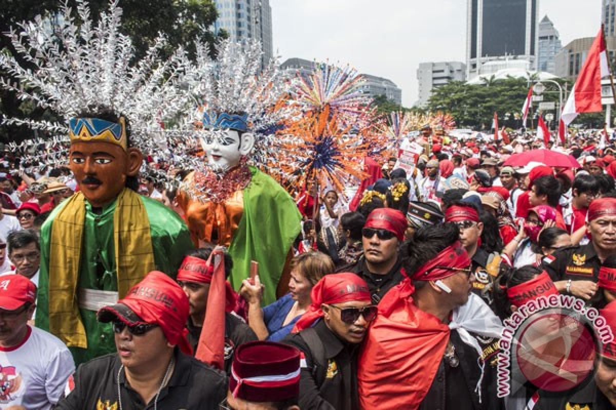 Panitia klaim parade Bhinneka Tunggal Ika diikuti 97.000 orang