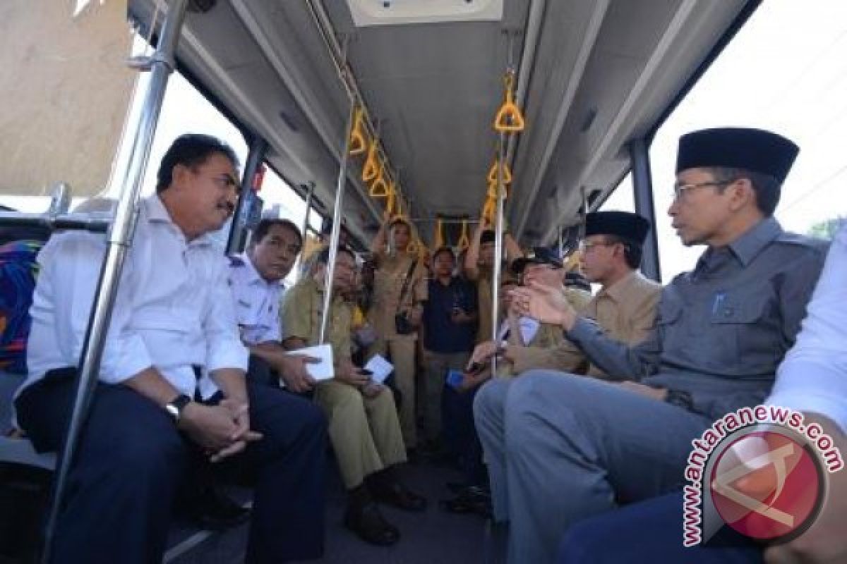 Pemprov NTB Luncurkan 25 Unit Bus BRT Mataram