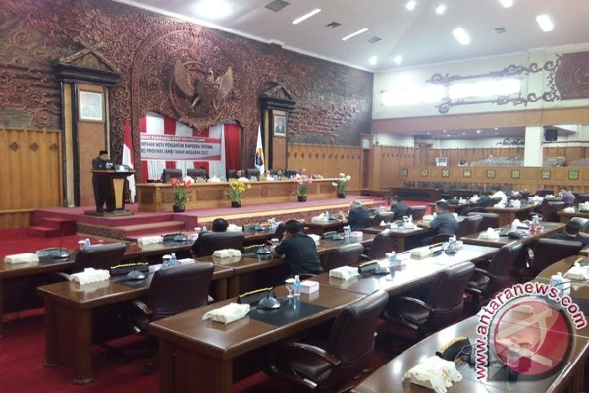 DPRD gelar paripurna penyampaian RAPBD 2017