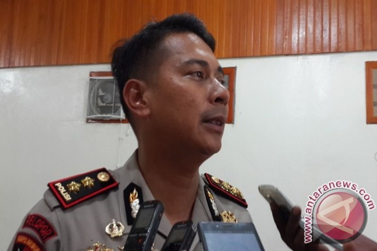 Polisi pulangkan puluhan warga dari area Freeport 