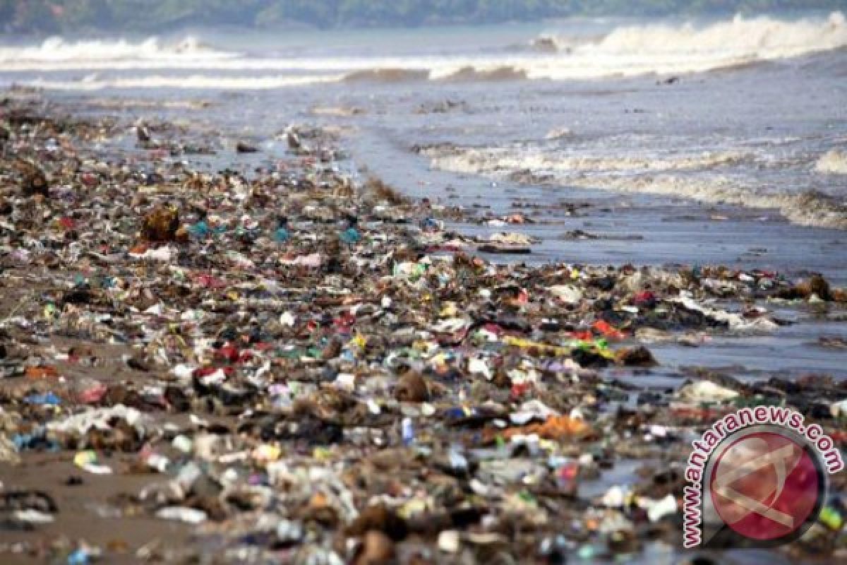 KLHK-Pupuk Indonesia tangani sampah di Labuan Bajo