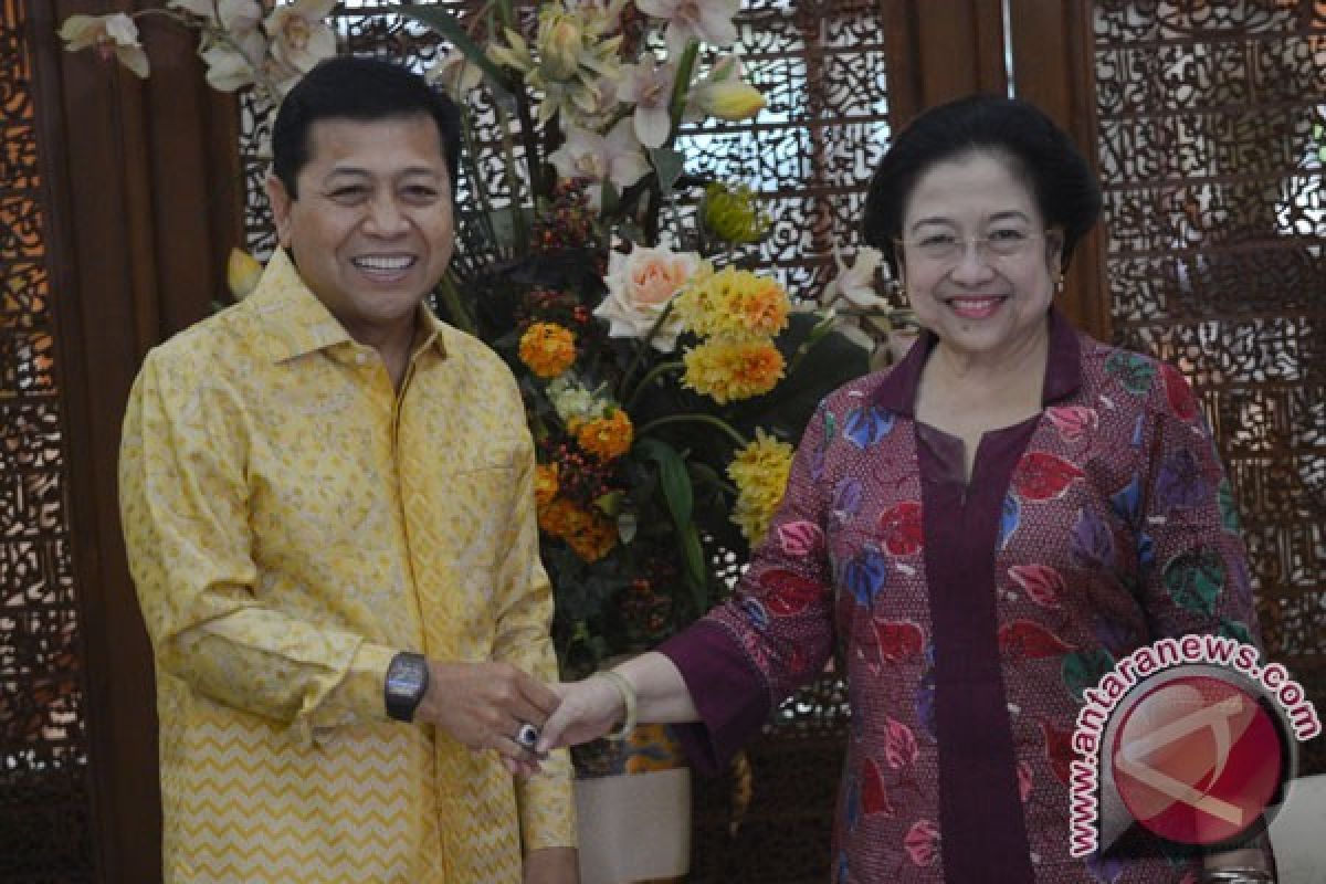 Kata Zulkifli Hasan soal pertemuan Novanto dan Megawati