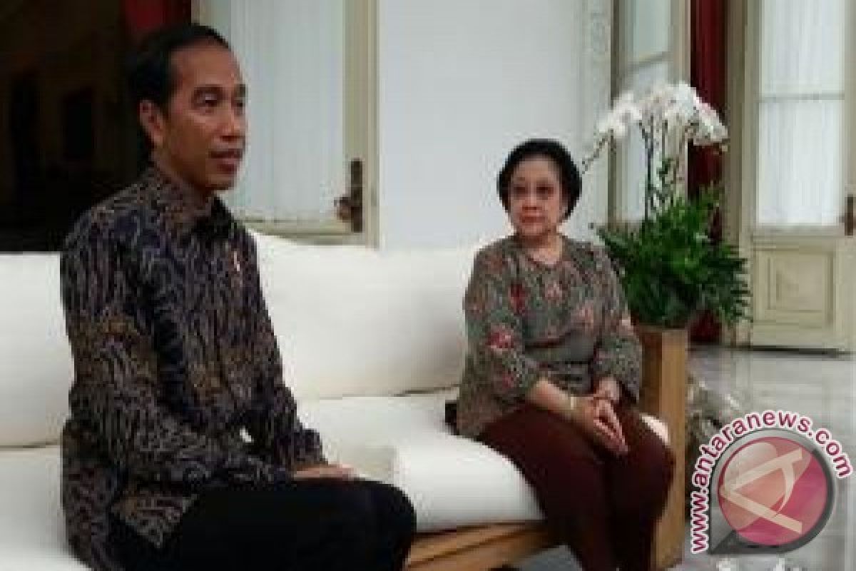 Megawati Bawakan Makan Siang Bakmi Untuk Jokowi