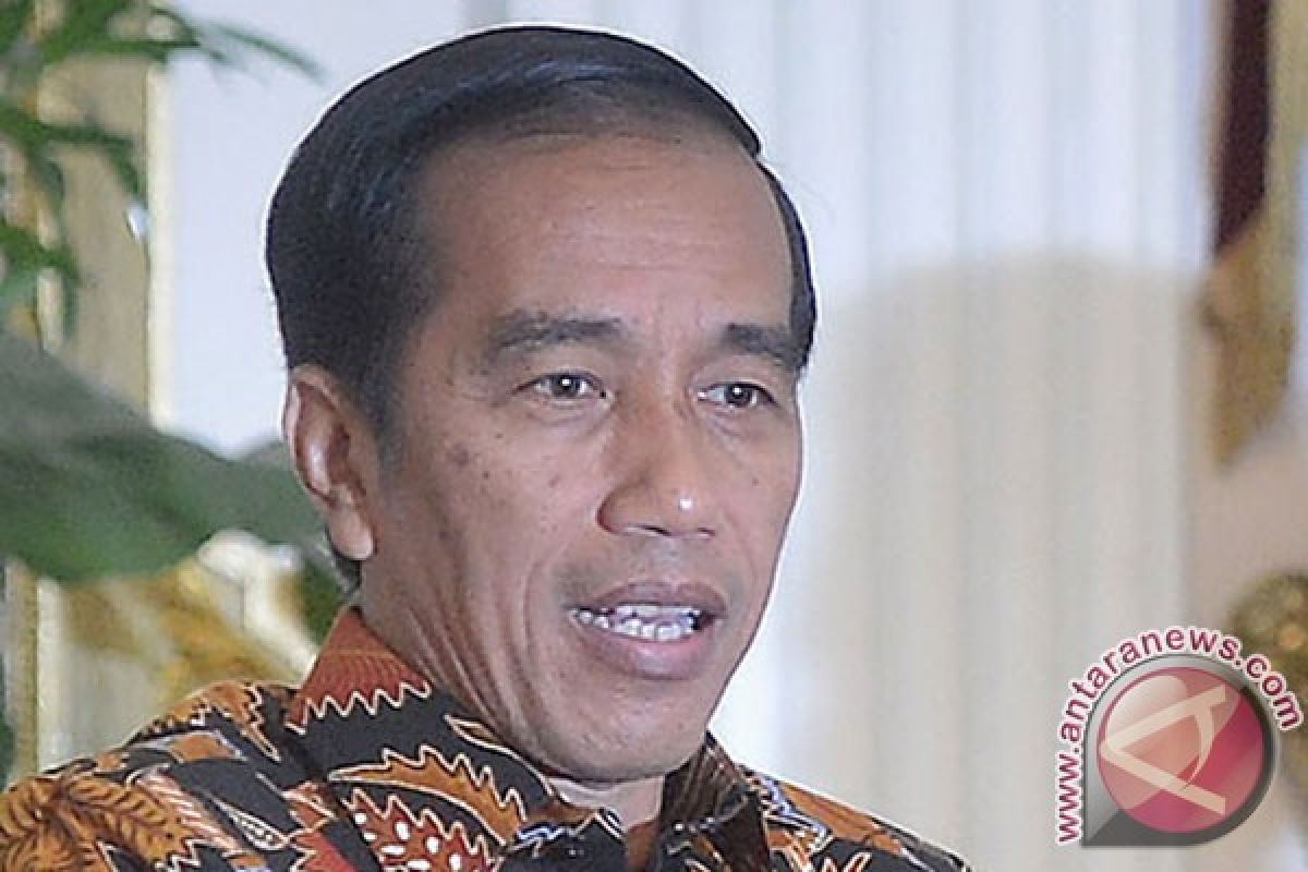 Presiden Jokowi ingin coba bagea kenari di Manado