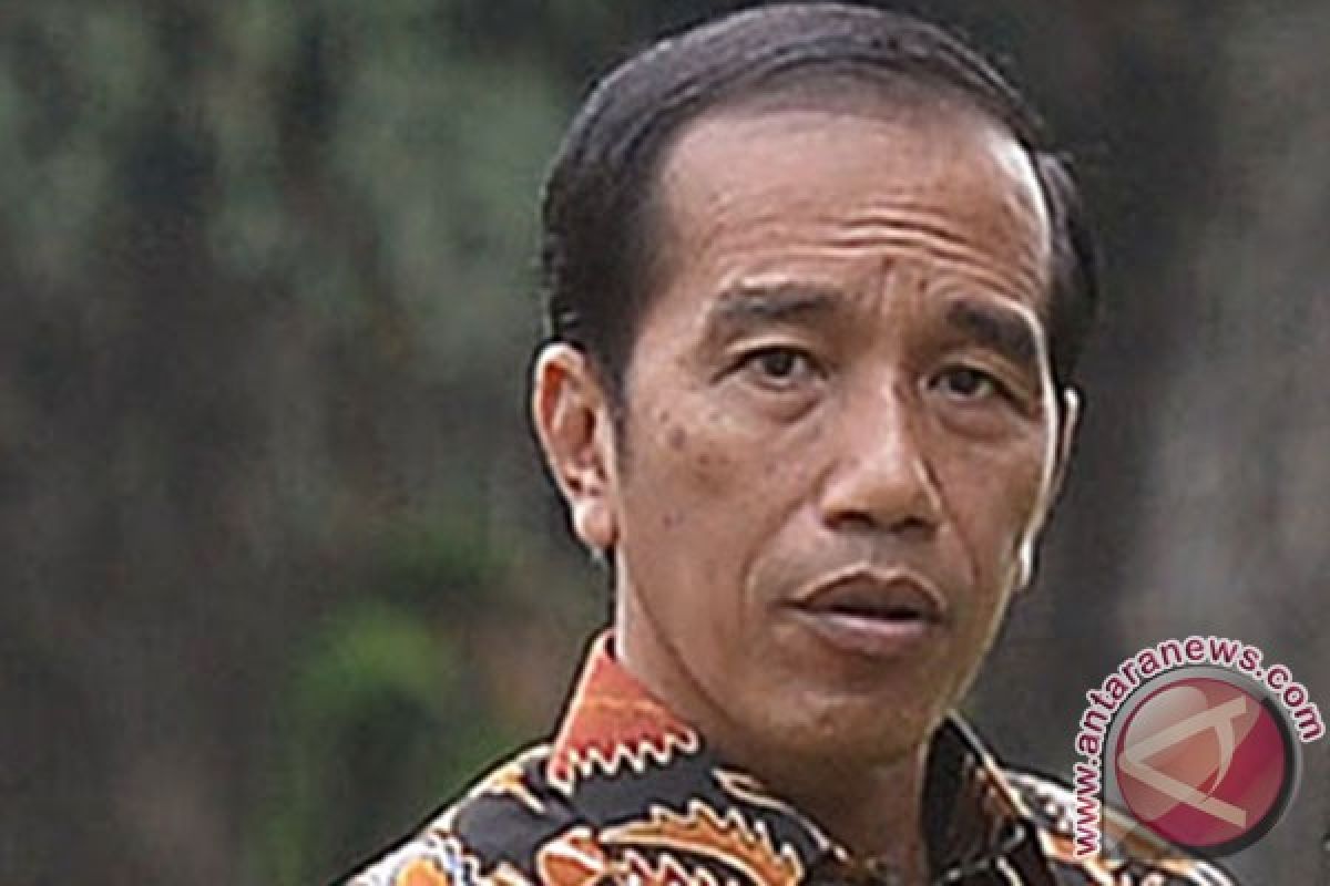 Presiden Jokowi gemari panahan sejak di Solo