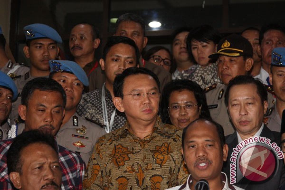 Pengacara Ahok ajukan 14 ahli dalam penyidikan