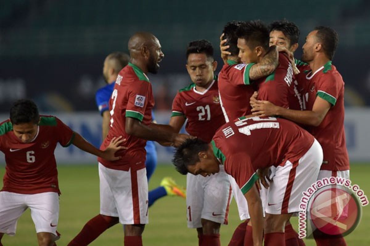 Timnas disambut antusiastis penggemar di Bandara Soekarno-Hatto