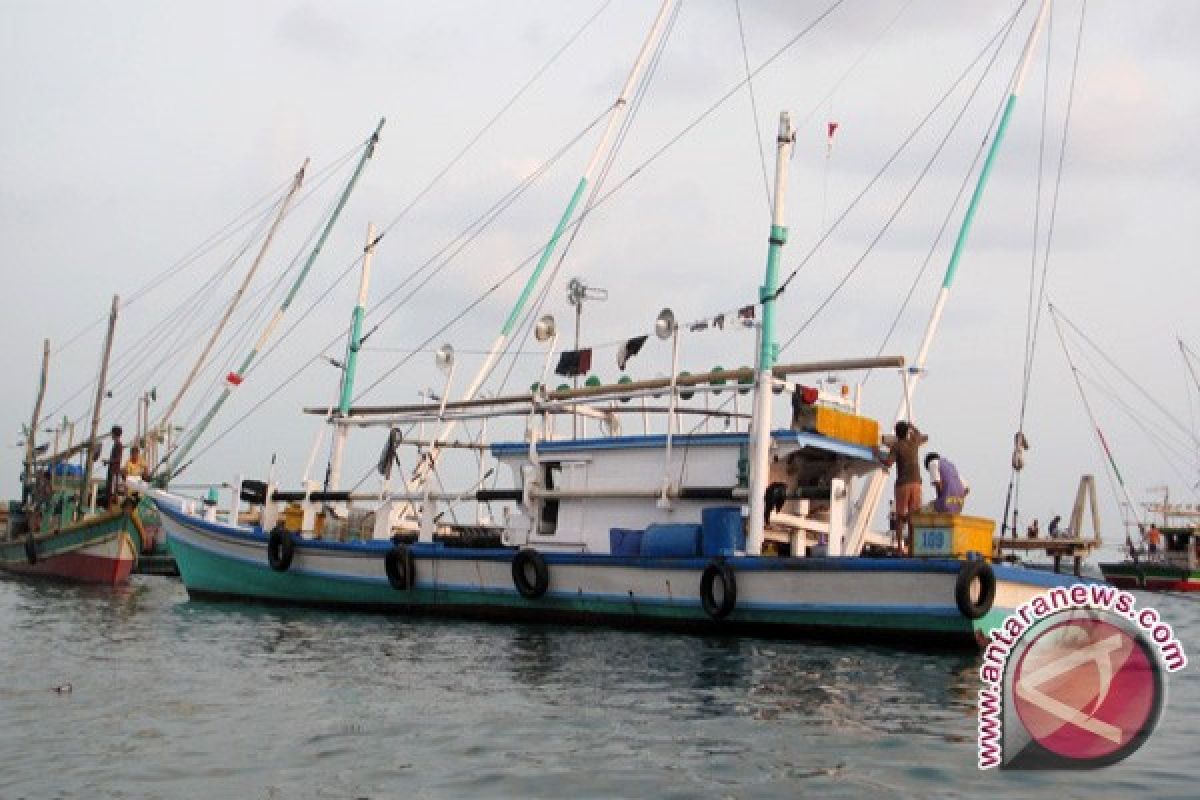 Nelayan Bandarlampung Tidak Melaut Karena Cuaca Buruk  