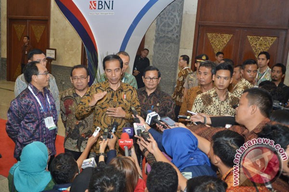 Presiden Jokowi harapkan pelaku usaha jangan sampai kehilangan optimisme