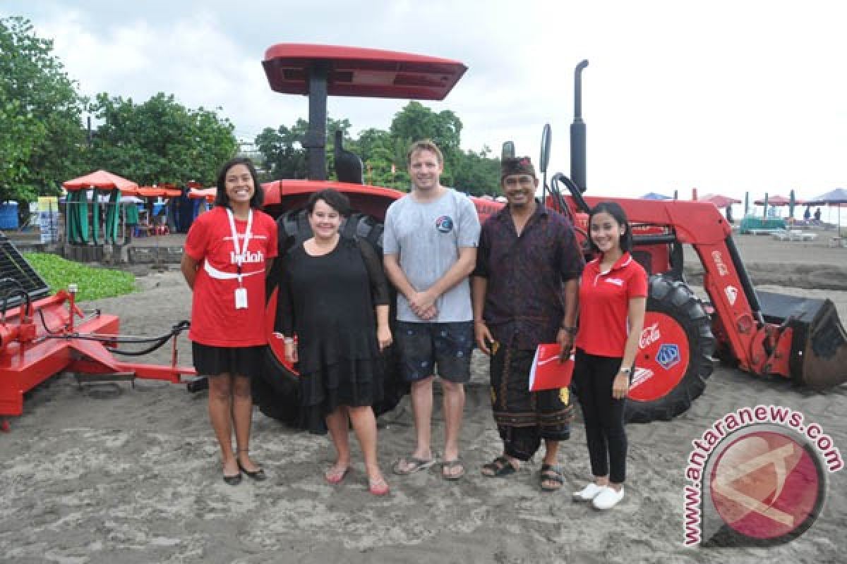 Menteri Infrastruktur dan Lingkungan Belanda Apresiasi Program Bali Beach Clean Up