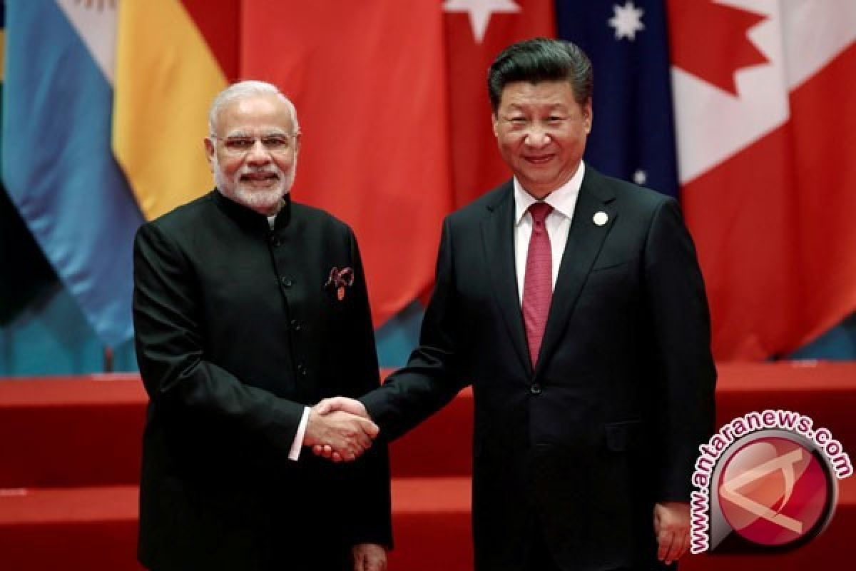 Pesiden Xi desak usul diskusikan hubungan bilateral dengan Modi