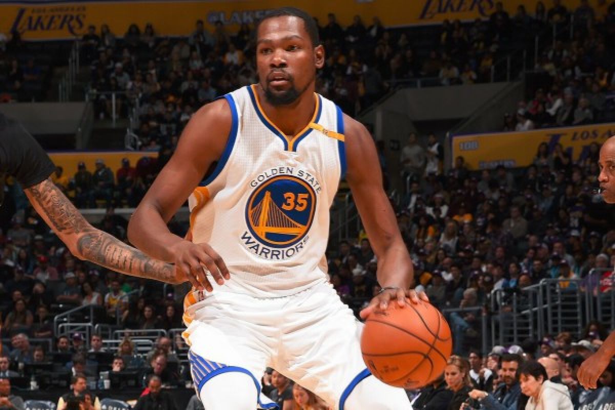 Kevin Durant diperkirakan akan bermain akhir pekan ini