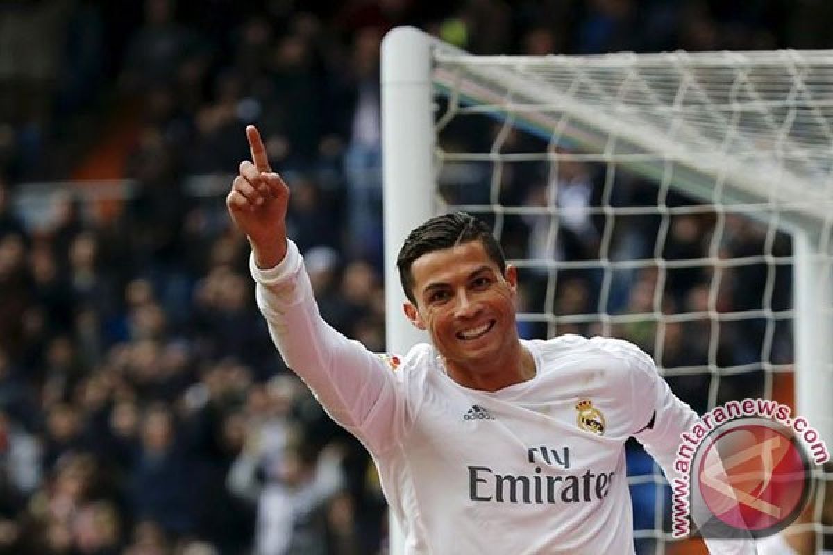 Ronaldo cetak dua gol saat Real kalahkan Sporting