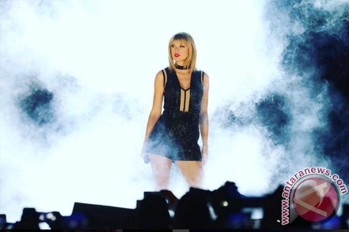 Beredar rumor kolaborasi Taylor Swift dengan Katy Perry