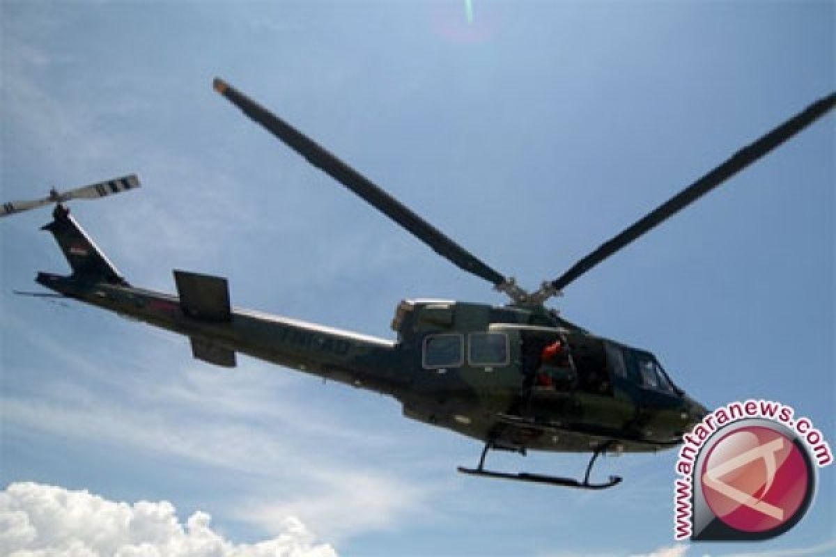 Helikopter KLHK terjebak cuaca buruk di Riau
