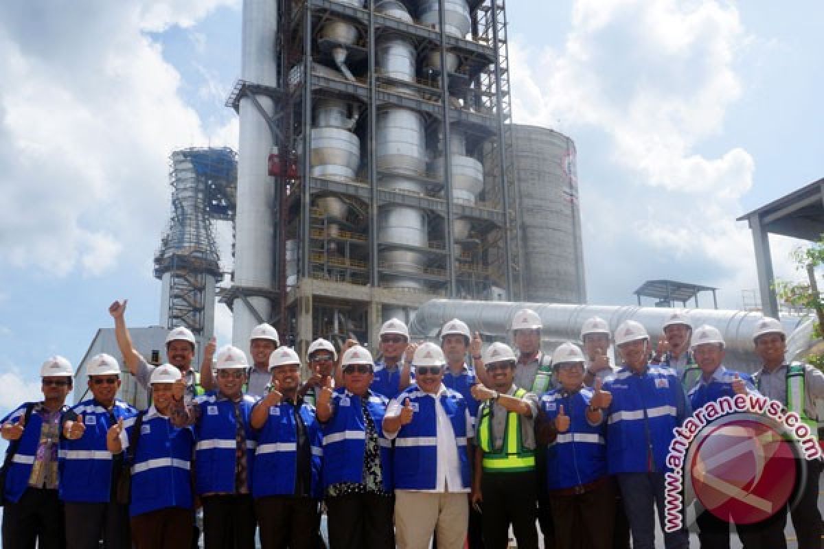 DPR minta Semen Rembang beroperasi kembali 2017