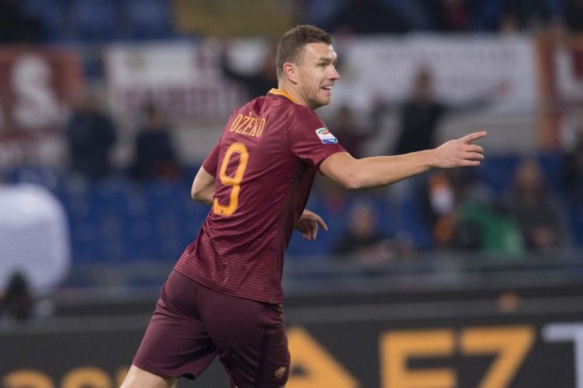 Dzeko dwigol, Roma atasi Pescara 3-2