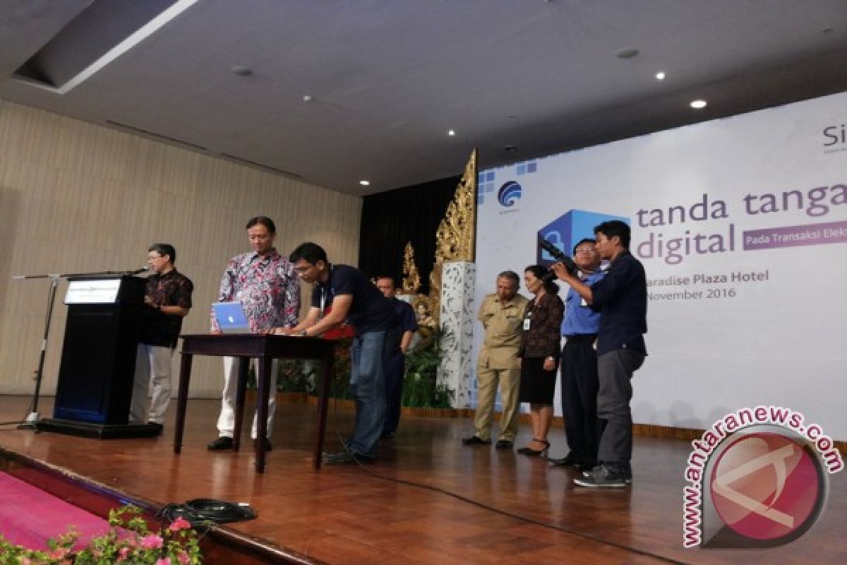 Kominfo Kejar Implementasi Tanda Tangan Digital