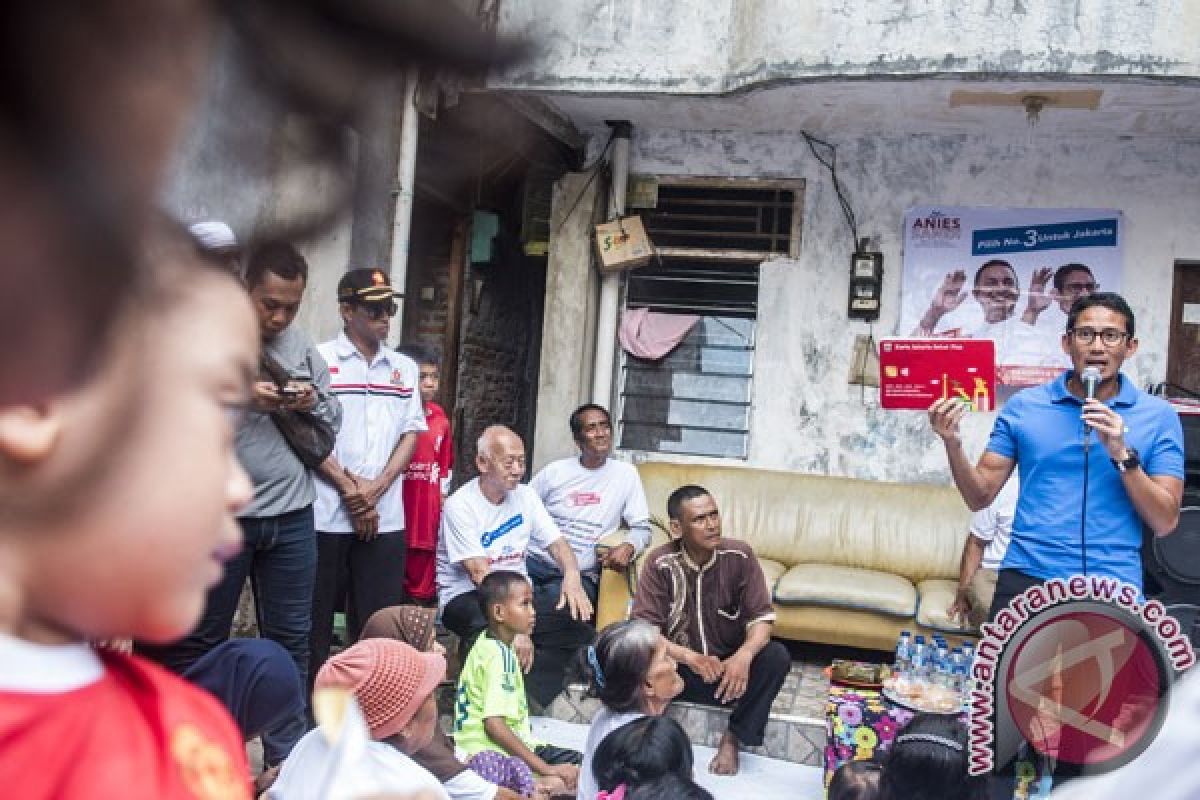 Sandiaga: warga eks lokalisasi bisa jadi pengusaha salon