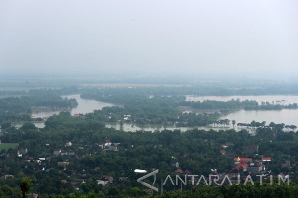 Banjir Masih Landa Daerah Hilir Jatim (Video)