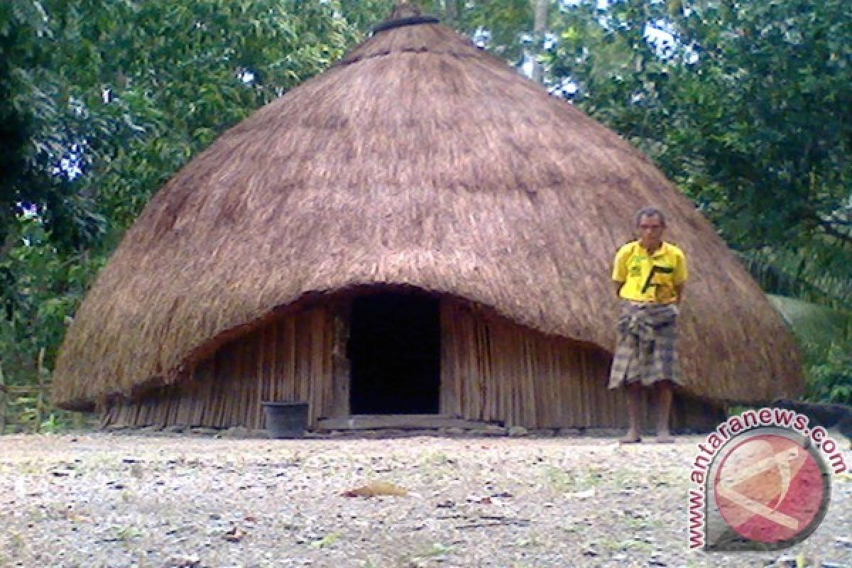 Kabupaten Kupang  Memiliki 12 Desa Adat