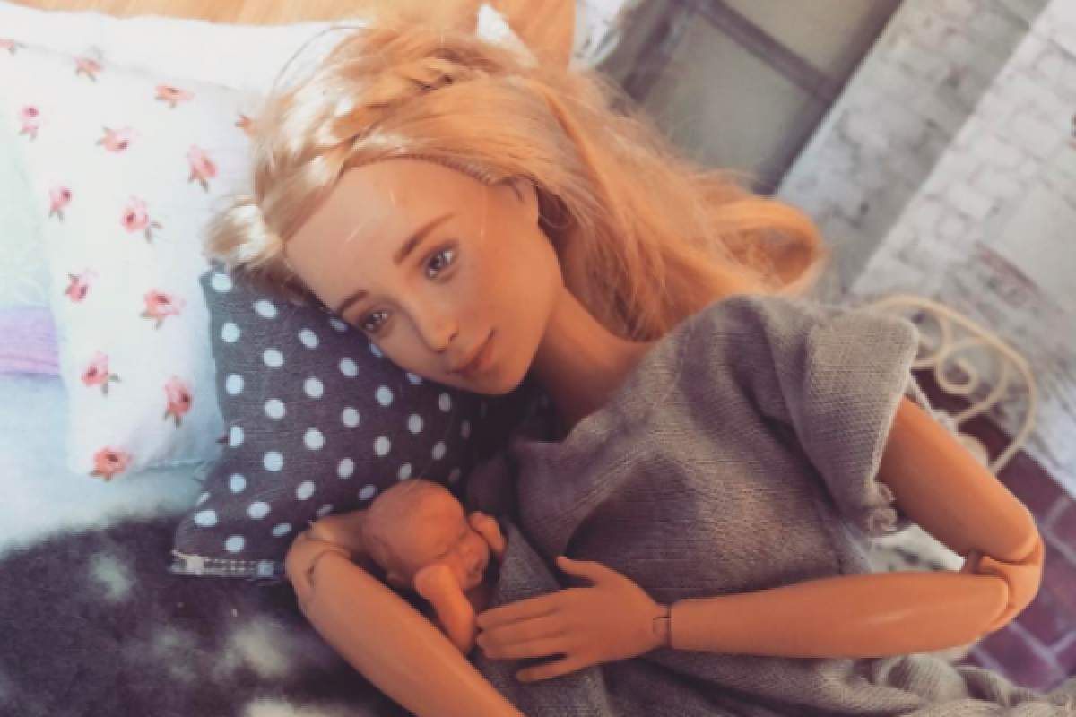 Barbie versi ibu menyusui dibuat untuk lawan stigma