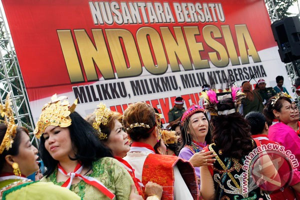 Kesenian tradisional ramaikan Apel Nusantara Bersatu di Magelang