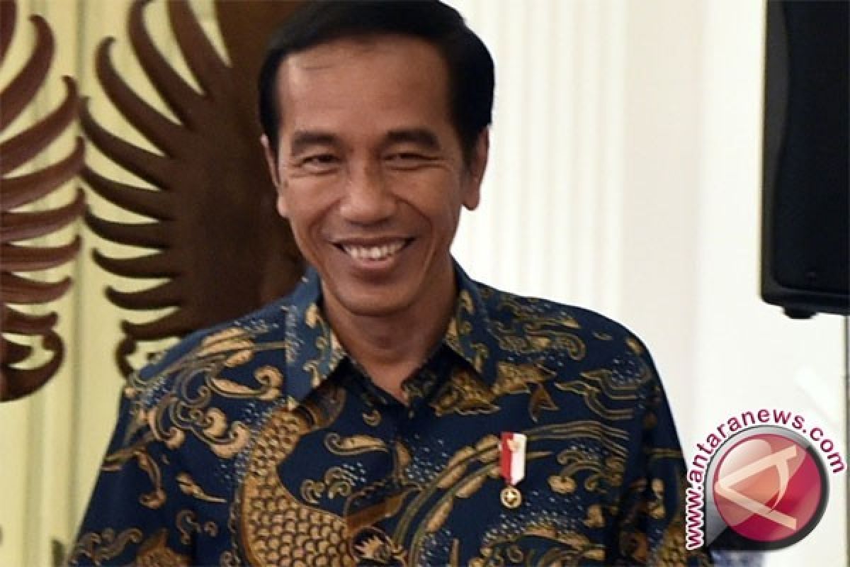 Presiden Jokowi paparkan tiga tahap pembangunan kepada HIPMI