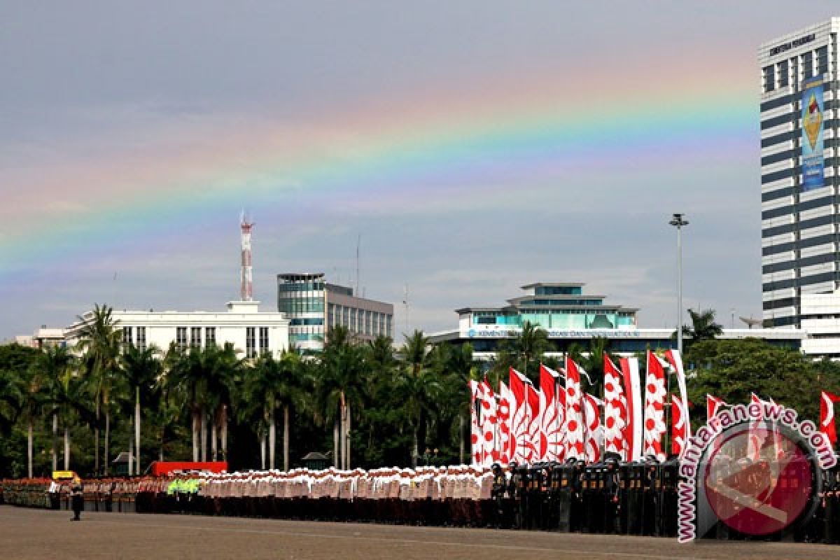 Massa Doa Bersama mulai datangi Monas