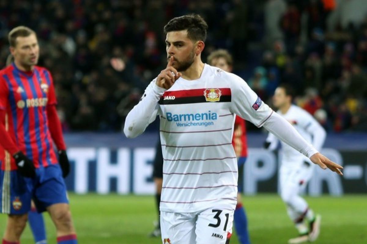Cedera, Penyerang Leverkusen Volland Menepi Empat Pekan
