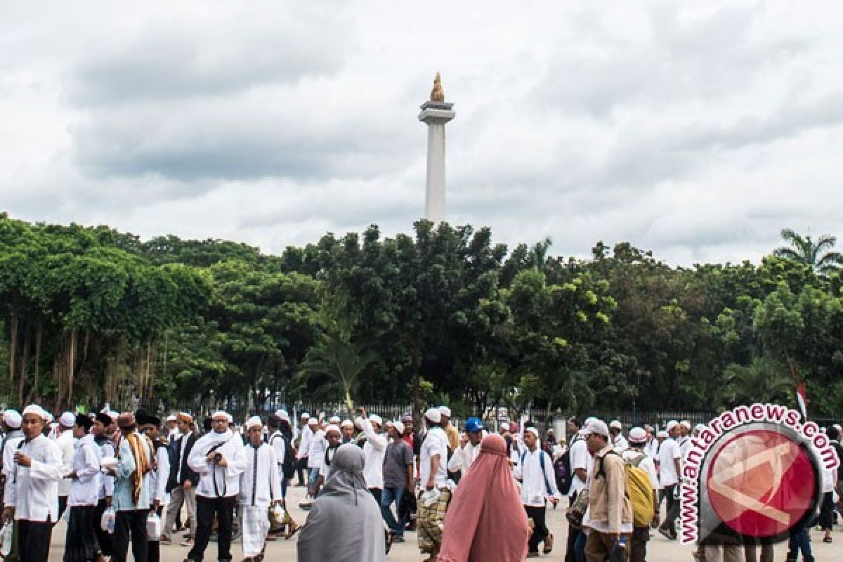 Massa 212 Mulai Tinggalkan Istiqlal