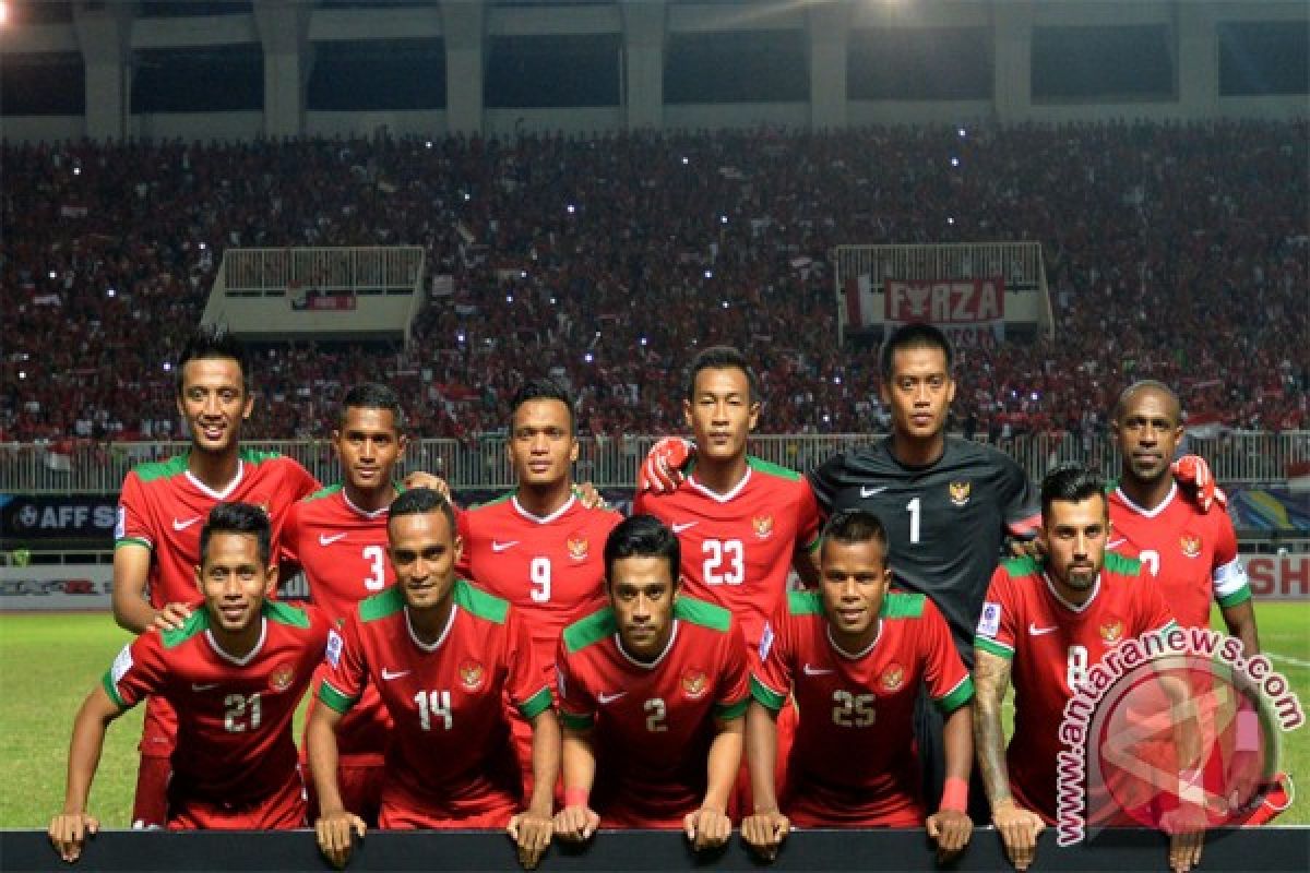 Penalti Manahati Lestusen bawa Indonesia unggul agregat 4-3