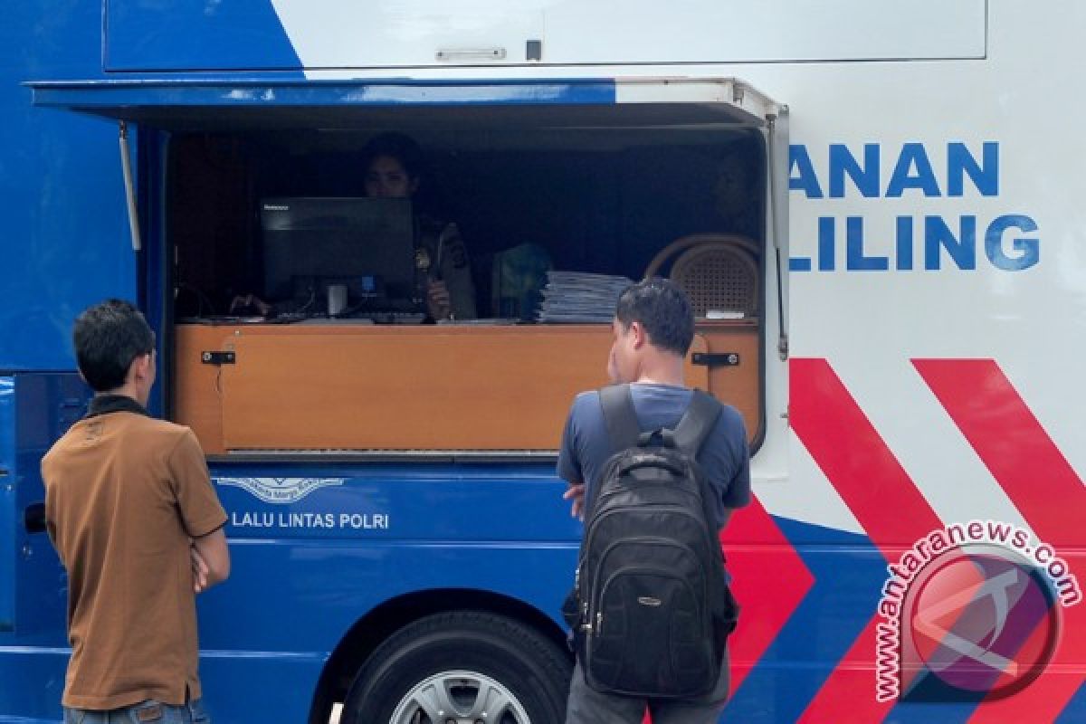 Pelayanan SIM keliling 