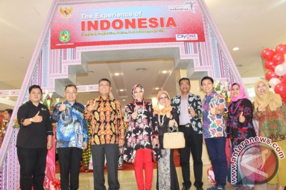 PROMOSI BATIK MEDAN DI KUCHING