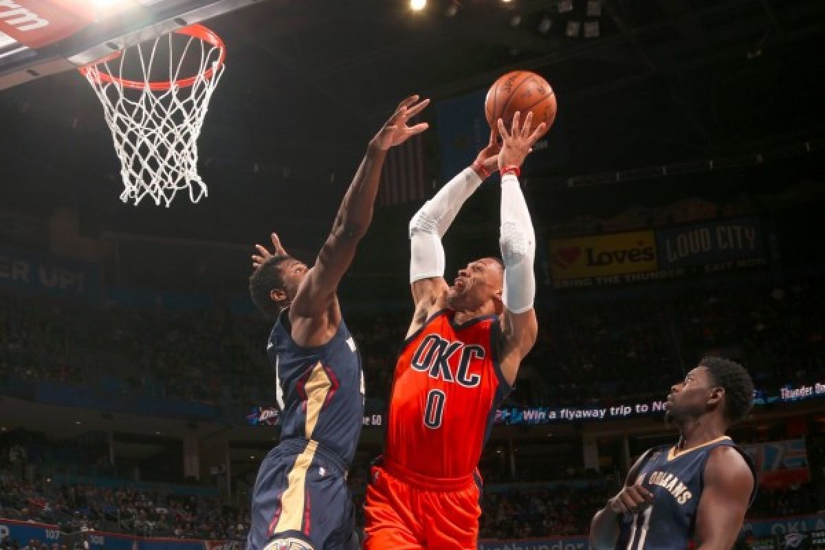 "Triple-double" beruntun Westbrook antar Thunder kalahkan Pelicans 101-92