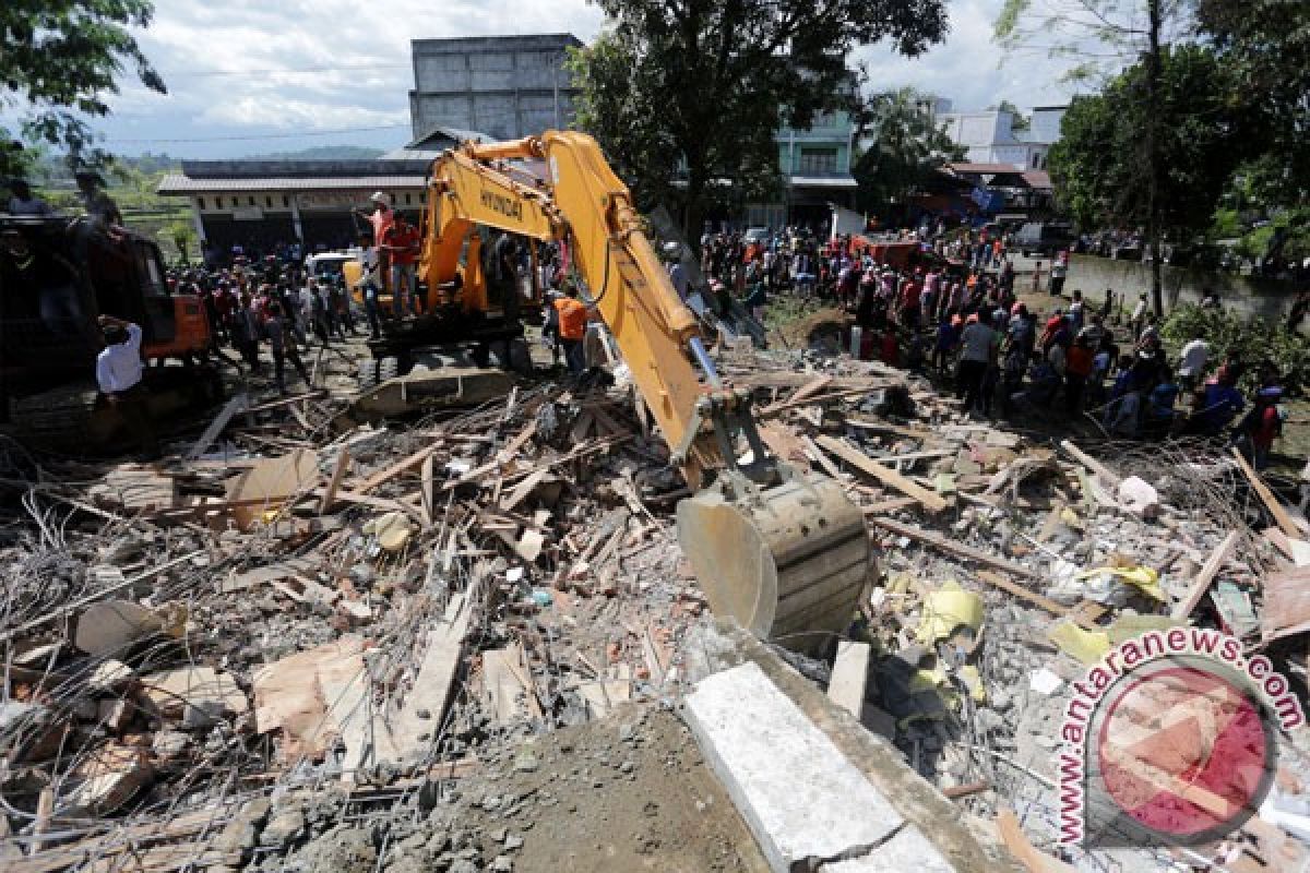12 gempa susulan terjadi di Aceh