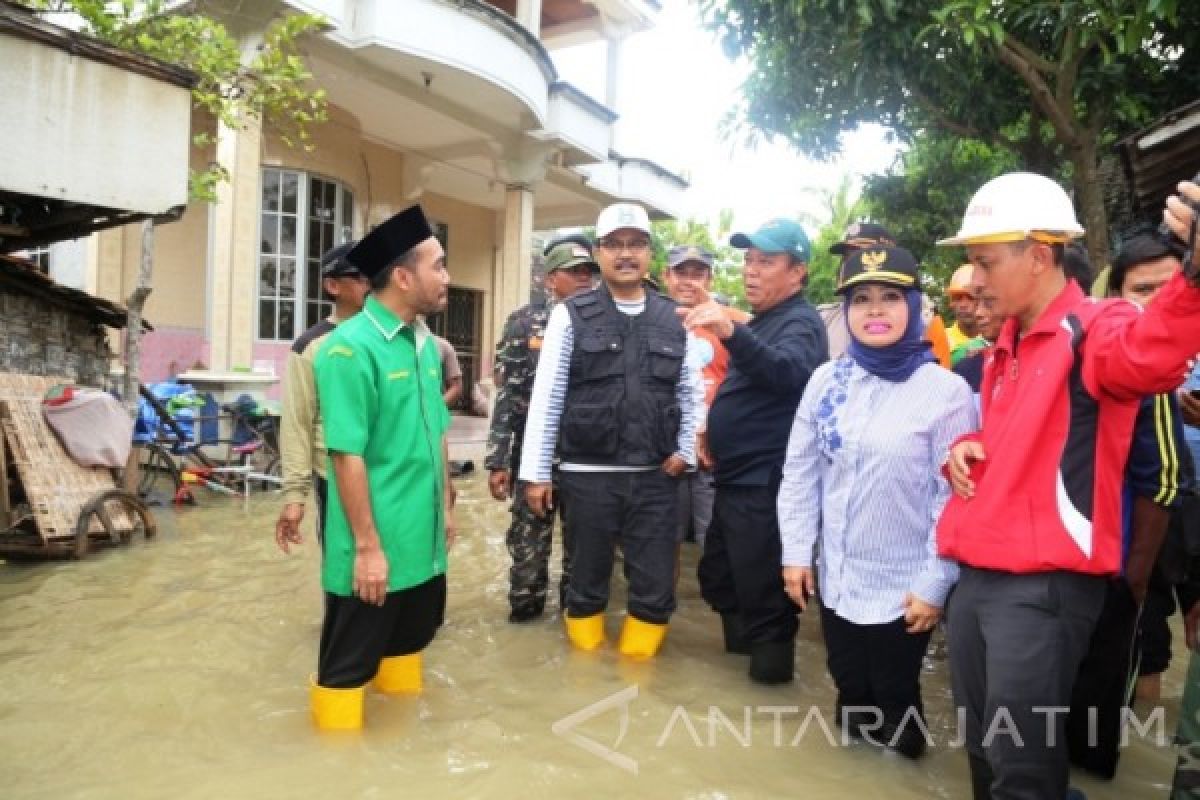 Pemprov Jatim Tambah Pompa Air Atasi Banjir Lamongan