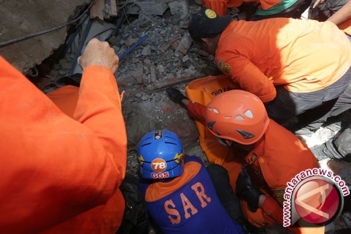Gempa Pidie Jaya Aceh akibatkan 92 meninggal 213 luka