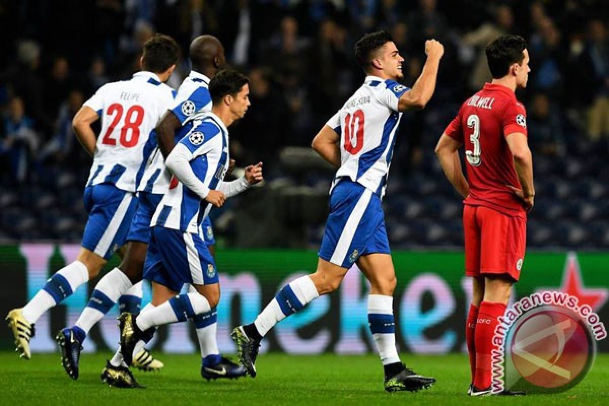 Porto hancurkan Leicester 5-0 untuk lanjut fase gugur