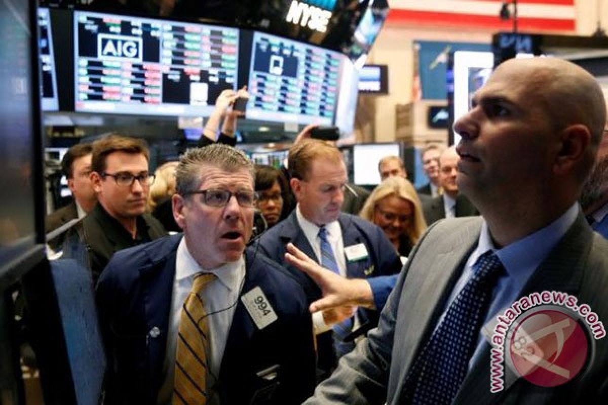 Wall Street berakhir bervariasi di tengah laporan laba emiten