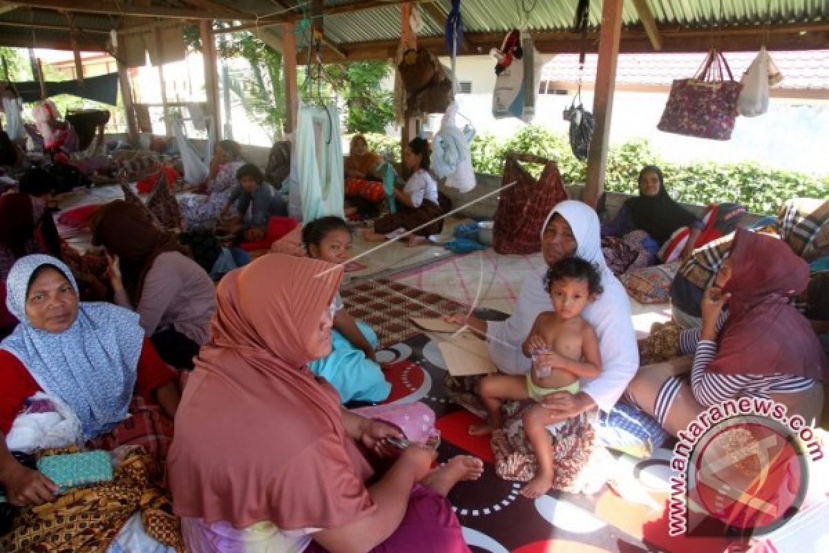 Jumlah Pengungsi Gempa Aceh Bertambah