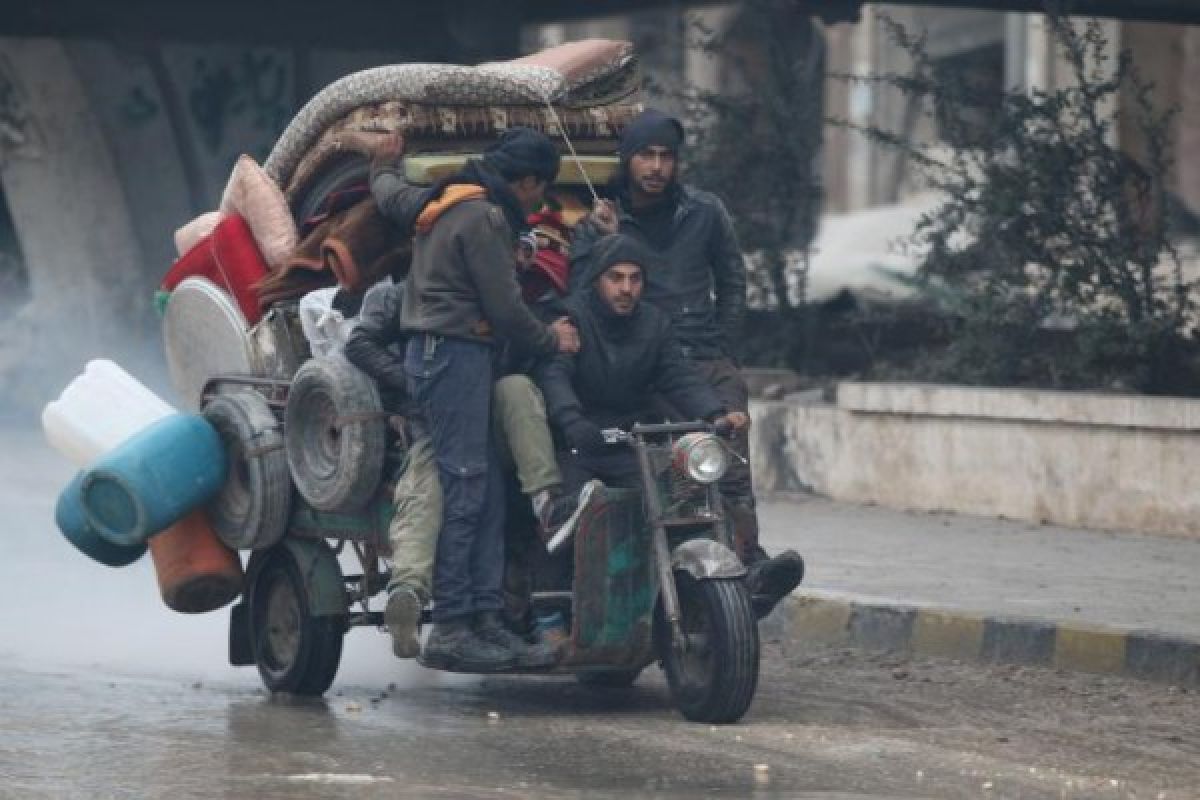 Russia says over 8.000 have fled rebel-held Aleppo in last 24 hours