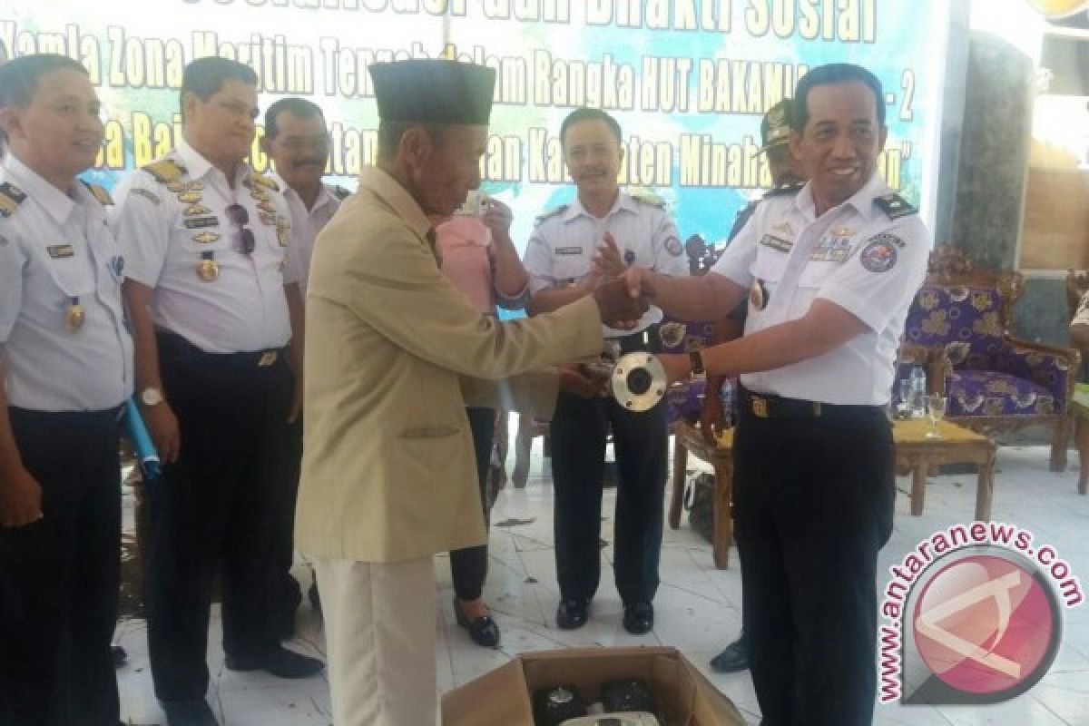 Bakamla bantu masyrakat pesisir Desa Bajo 