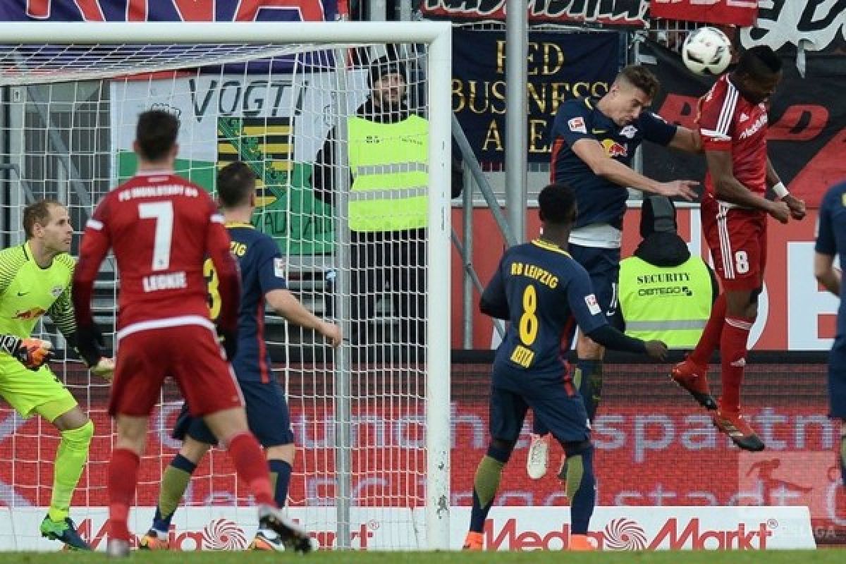 Ingolstadt torehkan kekalahan perdana Leipzig