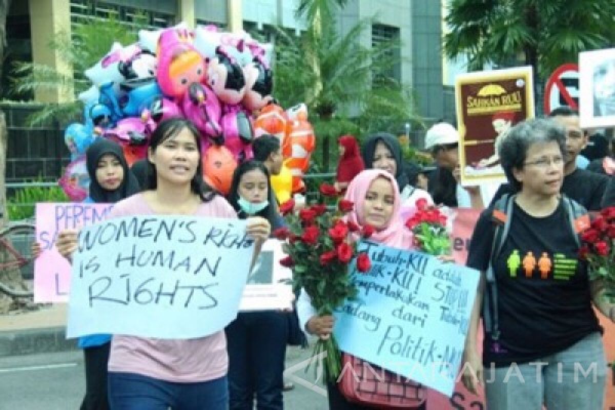 LSM Surabaya Peringati 16 Hari Tanpa Kekerasan Gender