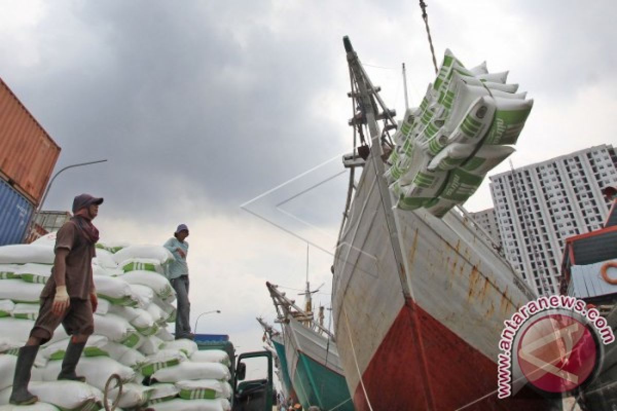 Mentawai akan Tertibkan Upah Buruh Pelabuhan