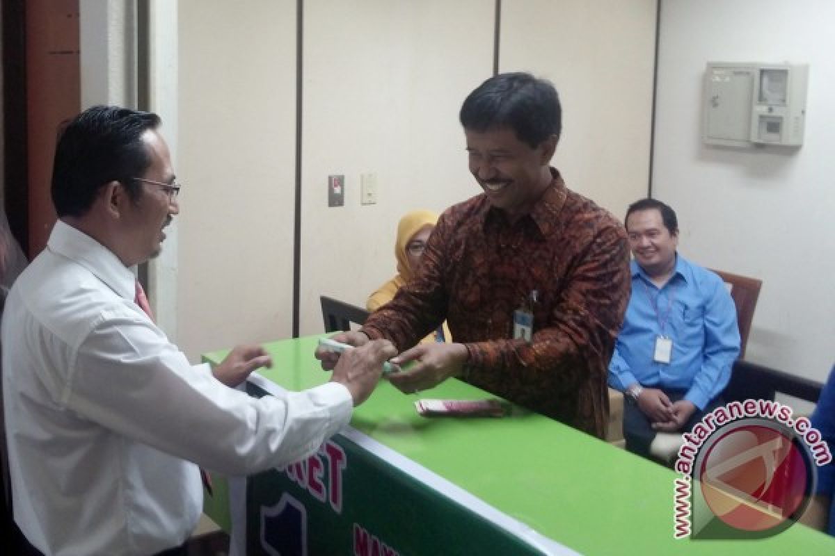 "Manambang" Sarana  Memperkenalkan Rupiah Sejak Dini 